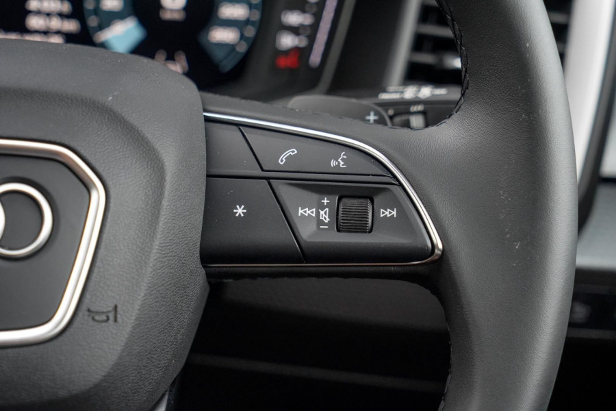 2025 MY26 Audi A1 GB 40 TFSI S line Hatch