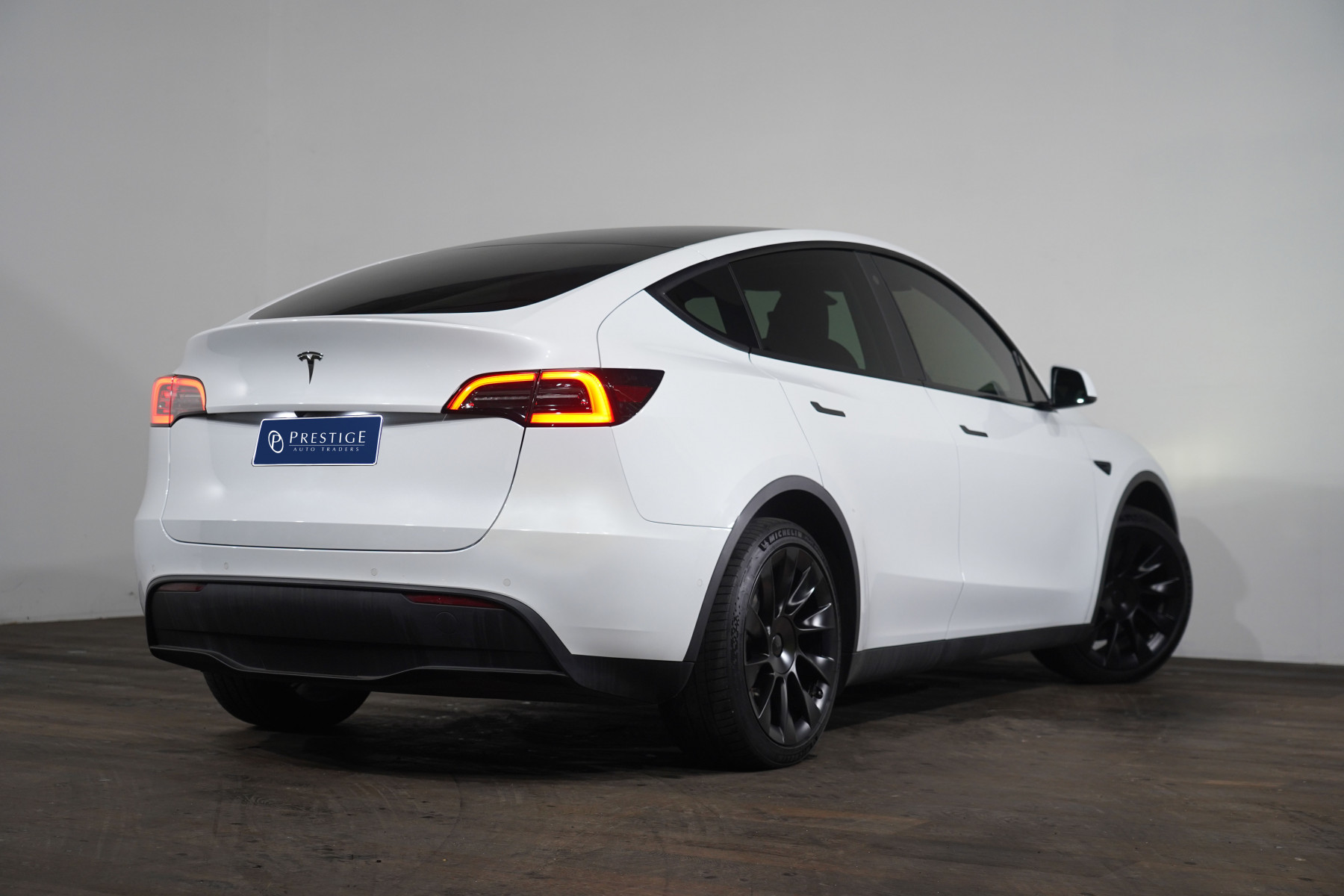 2023 Tesla Model Y Y Rear-Wheel Drive SUV Image 7