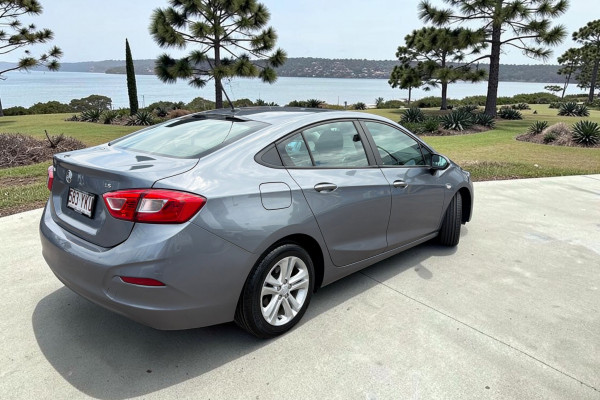 2018 Holden Astra BL LS+ Sedan Image 7