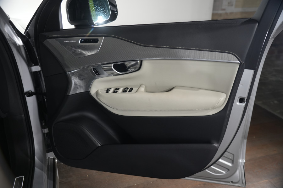 2021 Volvo XC90 L Series T8 Recharge SUV Image 33