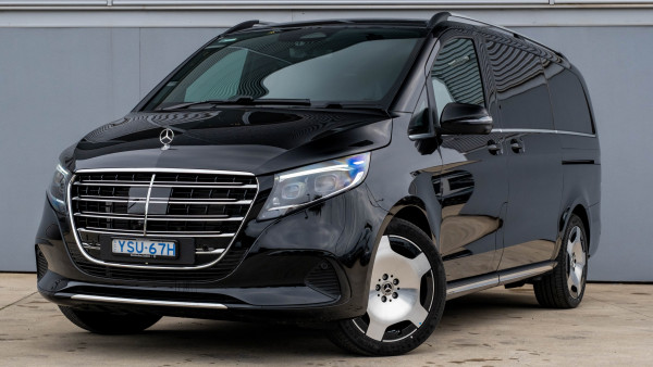 2025 Mercedes-Benz V-Class 447 V300 Exclusive People Mover image 3