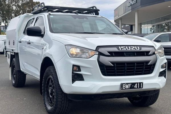 2022 Isuzu D-MAX RG SX High Ride Cab Chassis Image 3