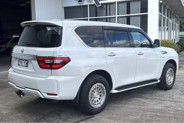 2024 Nissan Patrol Y62 Ti SUV Image 5
