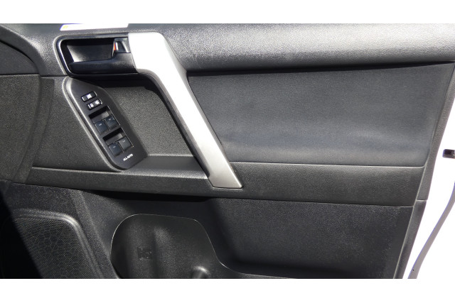 2023 Toyota LandCruiser Prado GDJ150R GXL SUV Image 18