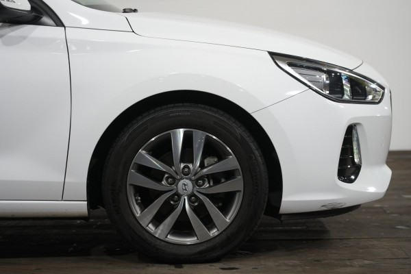 2018 [THIS VEHICLE IS SOLD] image 5