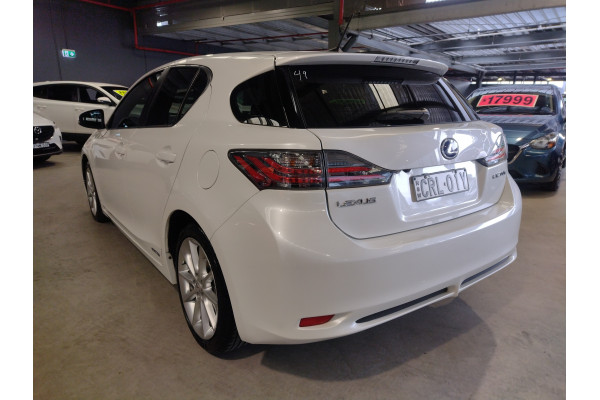 2013 Lexus CT ZWA10R CT200h Luxury Hatch Image 5