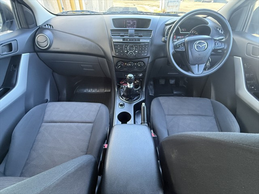 2015 Mazda Default XT Ute Image 11