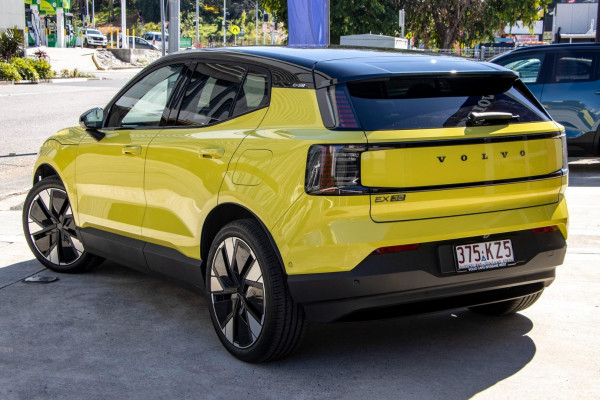 2024 MY25 Volvo EX30  Twin Motor Performance Ultra SUV Image 4