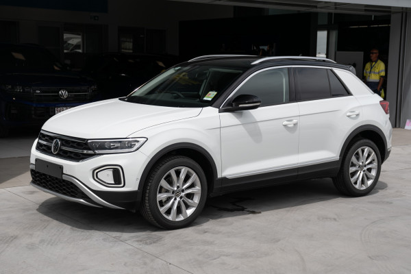 2025 MY26 Volkswagen T-Roc D11 110TSI Style SUV Image 3