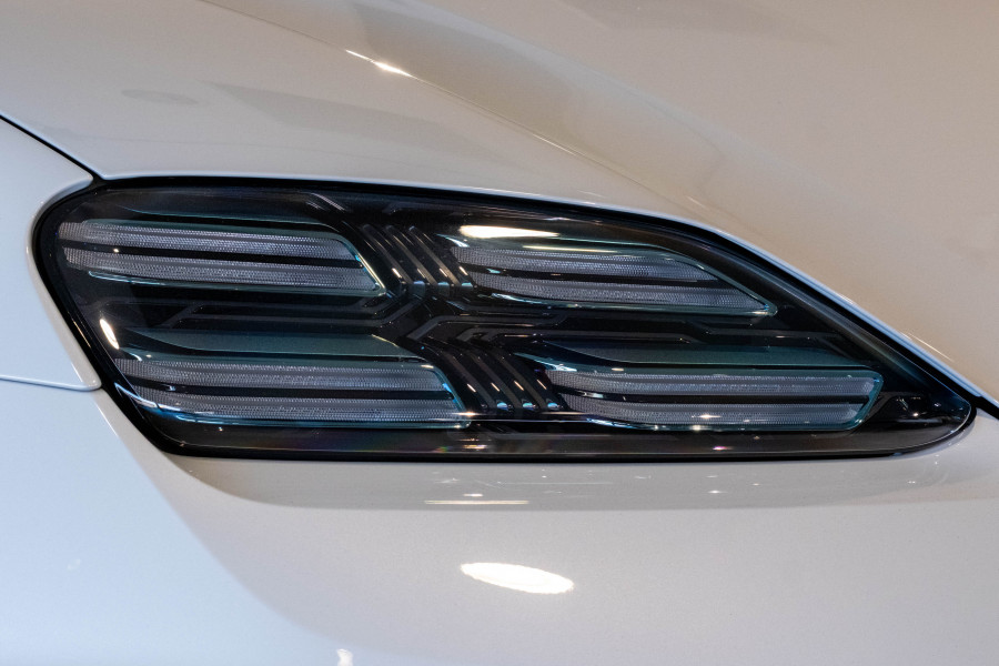 2024 MY25 Porsche Macan SUV