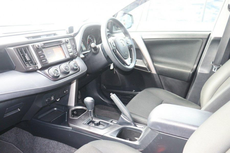 2018 Toyota RAV4 ZSA42R GX SUV Image 17
