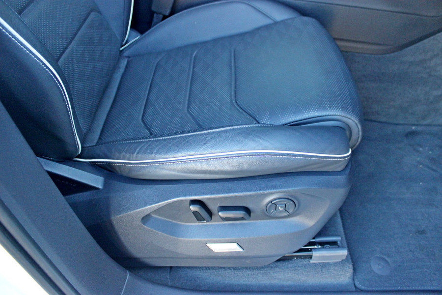 2024 MY25 Volkswagen Touareg RC 210TDI Elegance SUV Image 14