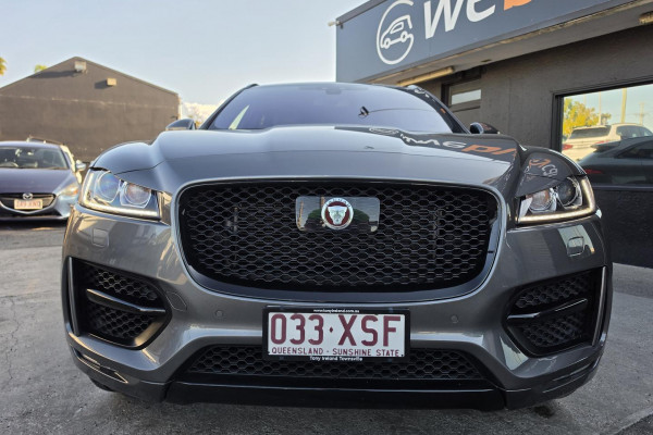 2017 MY18 Jaguar F-PACE X761 25t R-Sport SUV Image 6