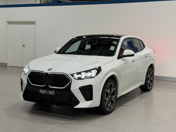 2025 BMW X2 U10 xDrive20i M Sport SUV image 2