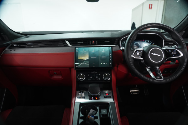2022 Jaguar F-PACE SVR SUV Image 26