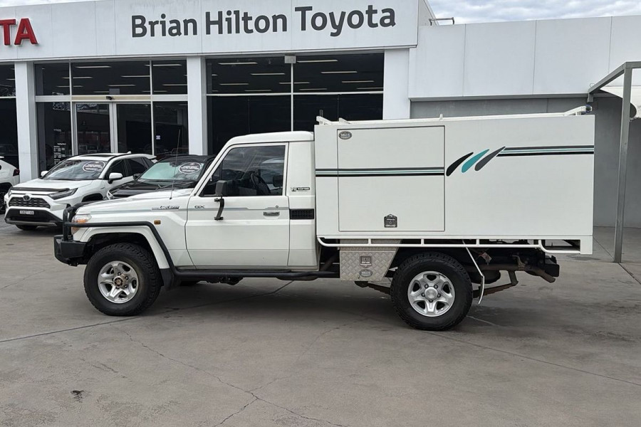 2013 Toyota LandCruiser VDJ76R GX Cab Chassis Image 11