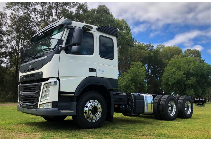 2021 MY20 Volvo FM TEMP Cab Chassis Image 7