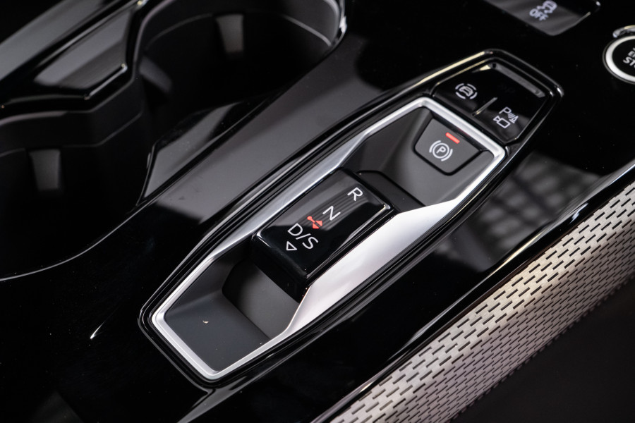 2025 Audi A5 B10 e-hybrid S-Line Wagon