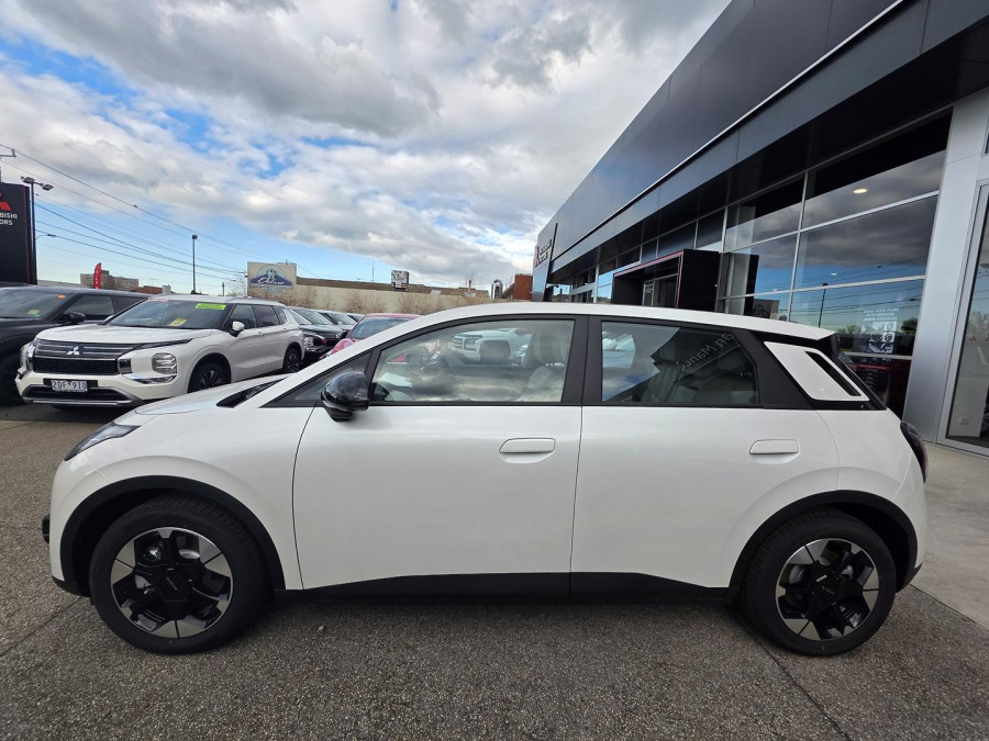 2026 AION UT No Series Luxury Hatch Image 4