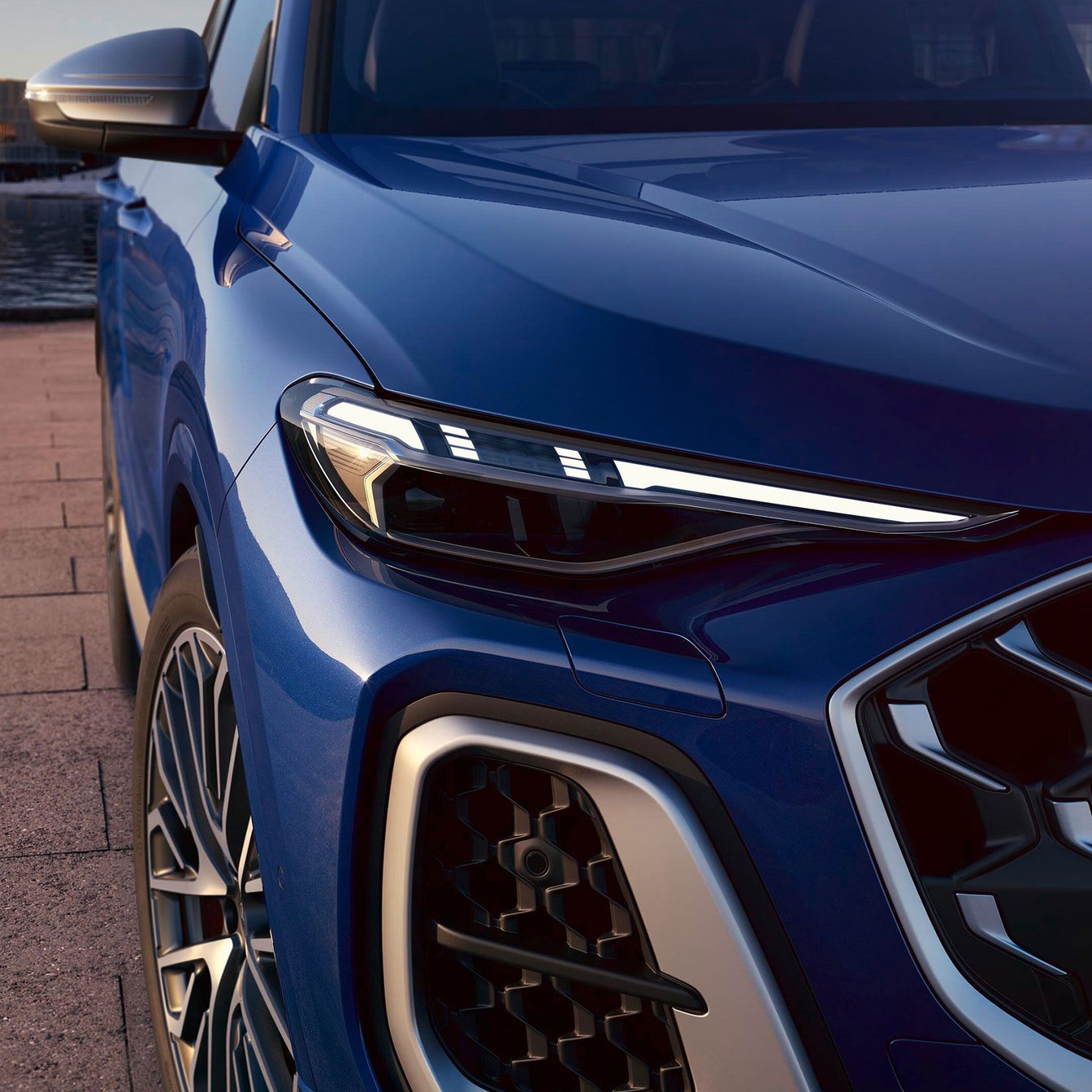 Sleek front  Image