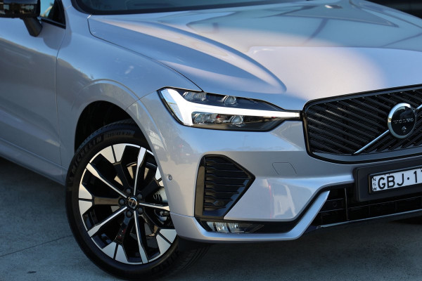 2026 Volvo XC60 UZ Ultra B5 Dark SUV Image 2