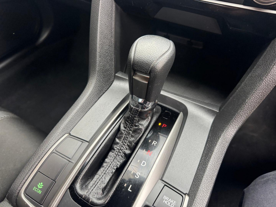 2017 Honda Civic 10th Gen VTi-S Hatch Image 16