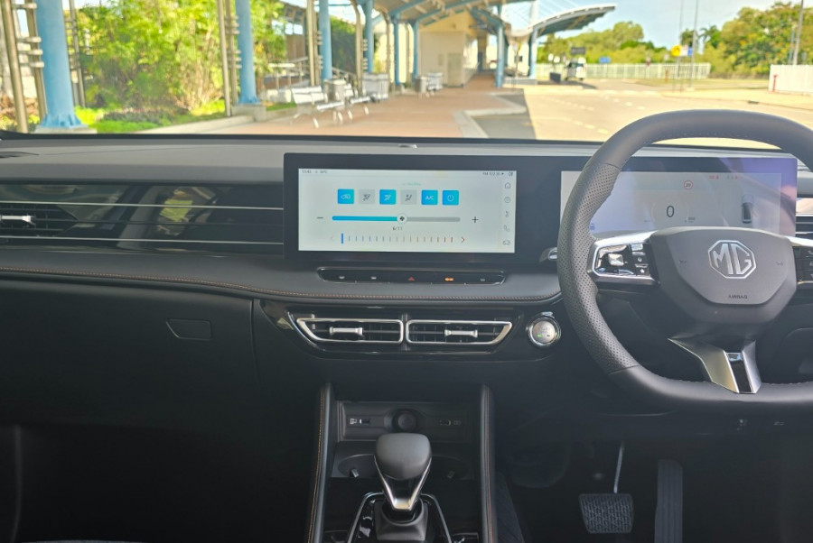 2025 MG HS Vibe SUV Image 15