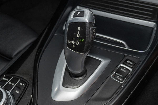 2017 BMW 1 Series 118i Sport Line Hatch Image 13