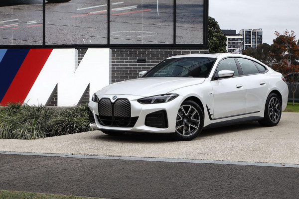 BMW i4 eDrive35 G26