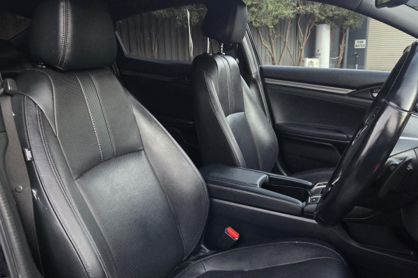 2019 MY18 Honda Civic 10th Gen VTi-LX Hatch Image 11
