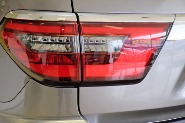 2026 Nissan Patrol Y62 Ti SUV Image 7