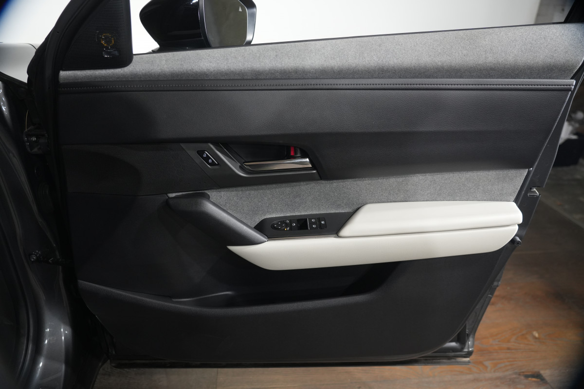 2023 Mazda MX-30 G20e Evolve SUV
