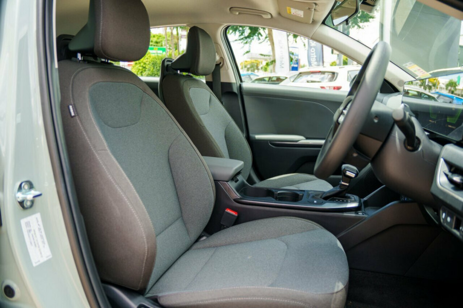 2025 Kia K4 CL4m S Sedan Image 16