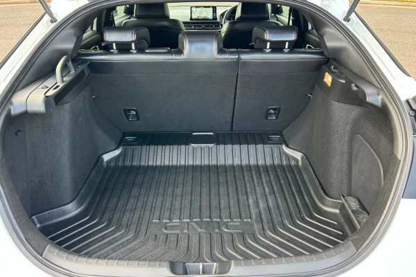 2022 Honda Civic 11th Gen VTi LX Hatch Image 14