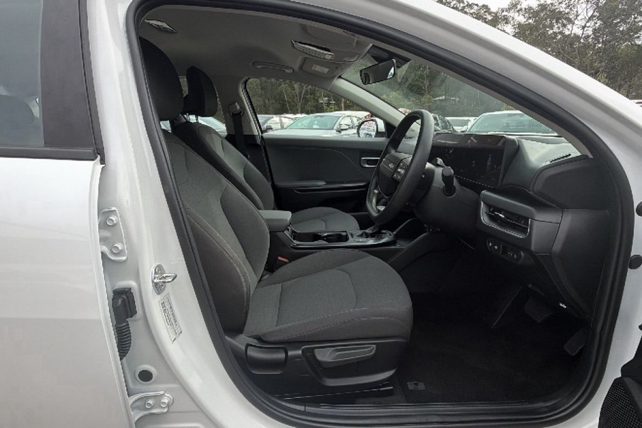 2025 Kia K4 CL4m Sport Sedan Image 19