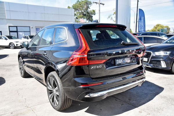 2023 Volvo XC60  Ultimate B5 Bright SUV Image 6