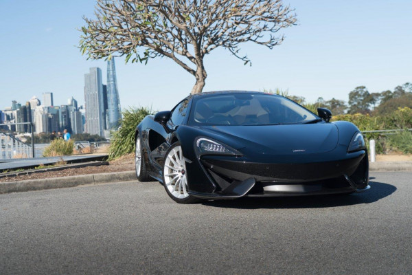 2016 McLaren 570gt Coupe
