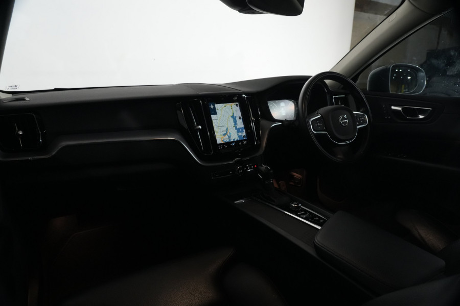 2021 Volvo XC60 UZ T5 Momentum SUV