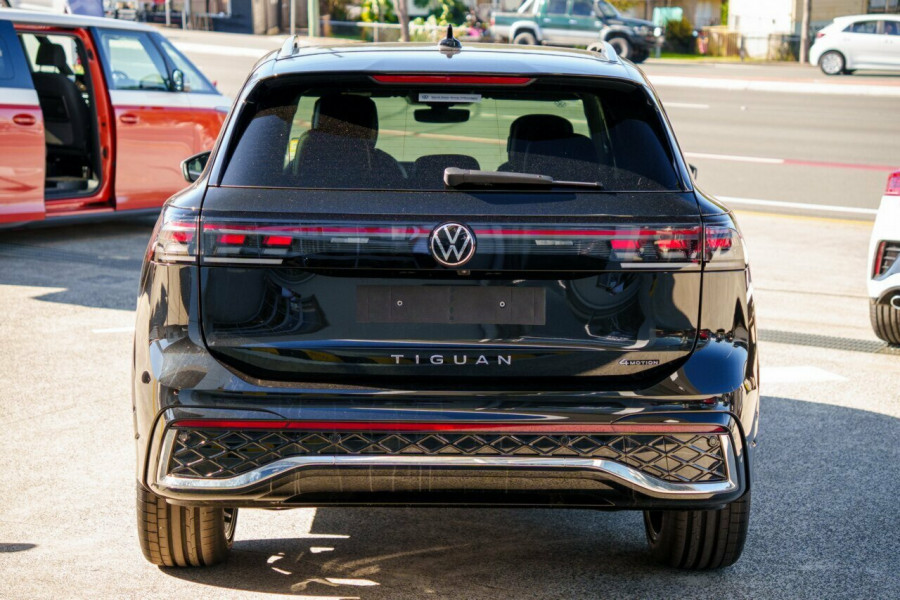 2026 Volkswagen Tiguan CT 195TSI R-Line SUV Image 3