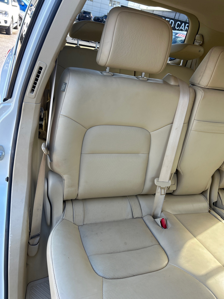 2016 Toyota LandCruiser VDJ200R Sahara SUV Image 13