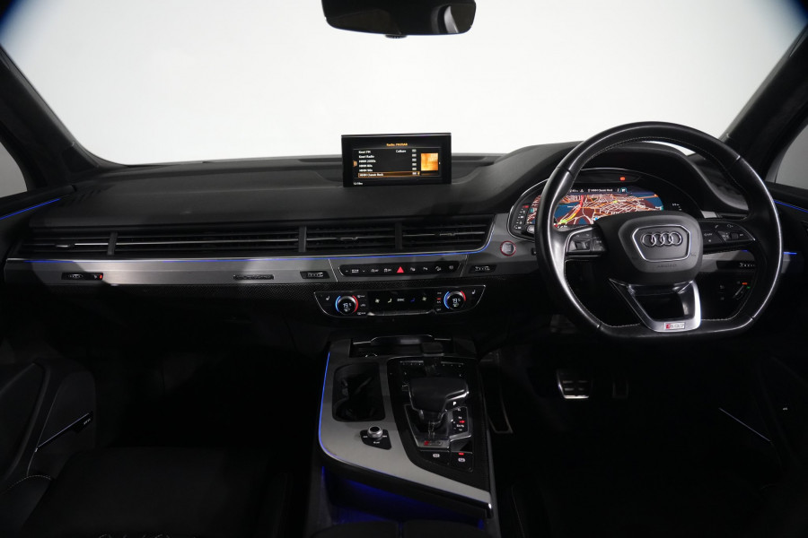 2018 Audi SQ7 TDI SUV Image 13