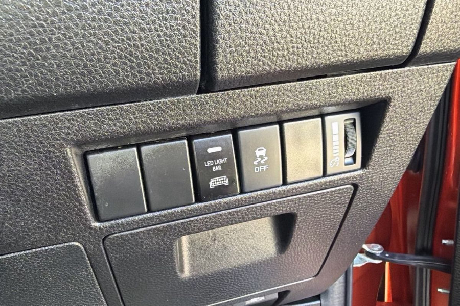 2022 Isuzu D-MAX RG X-TERRAIN Ute Image 14