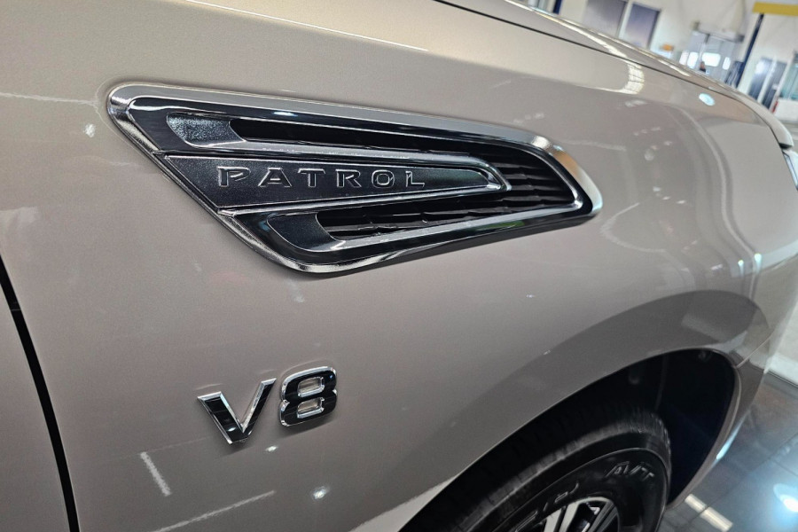 2024 Nissan Patrol Y62 Series 5 Ti-L SUV Image 14