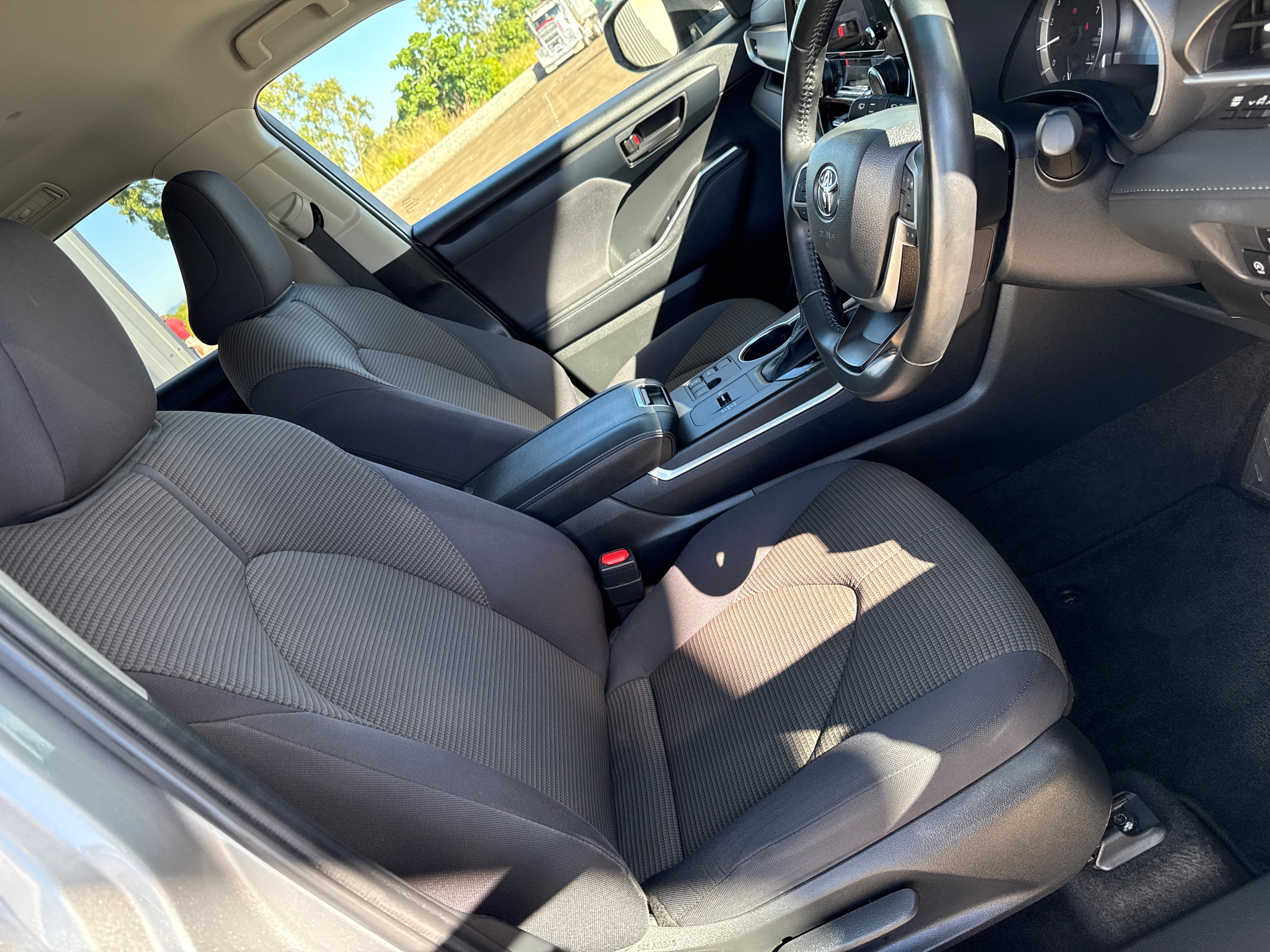 2023 Toyota Kluger TXUA75R (Petrol AWD) GX SUV Image 13