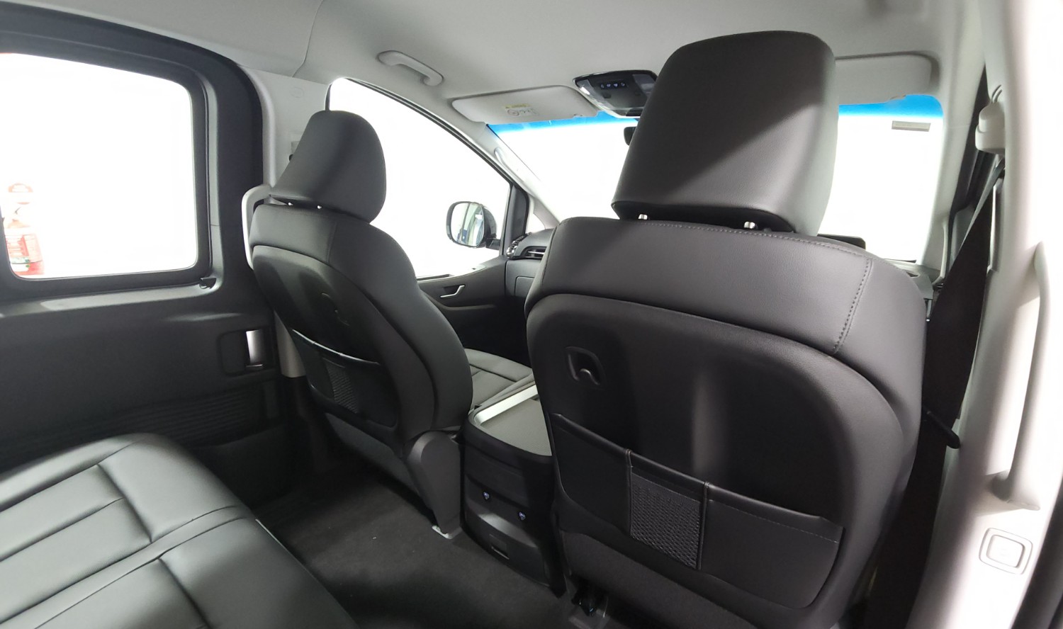 2022 Hyundai Staria US4.V1 Elite Van Image 10