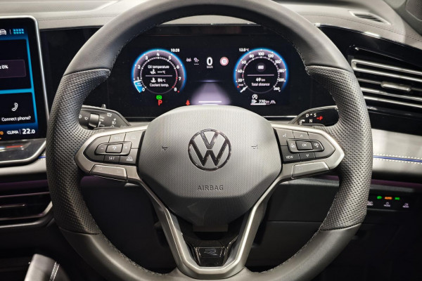 2025 Volkswagen Tiguan CT 150TSI R-Line SUV Image 29