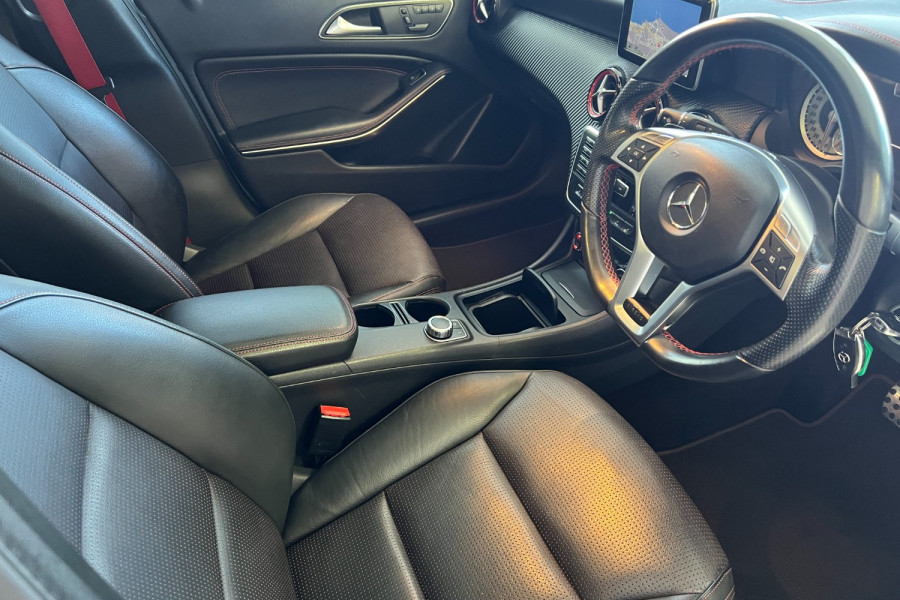 2013 Mercedes-Benz A-Class W176 A250 Hatch Image 9