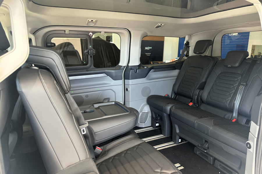 2024 MY24.5 Ford Tourneo AV Titanium X People Mover Image 15