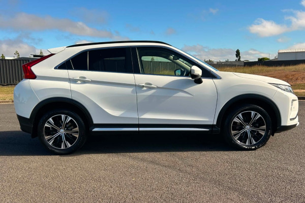 2018 Mitsubishi Eclipse Cross YA Exceed SUV Image 2