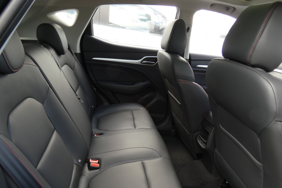 2024 MG ZST S13 ESSENCE SUV Image 8